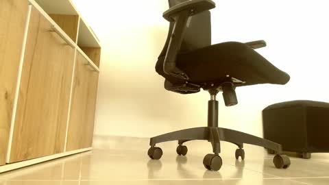 Victoria online show from March 6, 5:56 pm