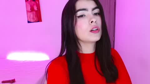 Snapshot of victoriia_henao_ chatting on September 13, 4:04 am victoriia_henao_ online show from September 13, 4:04 am