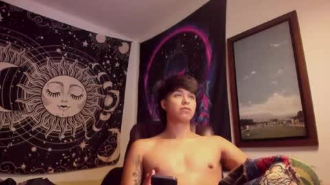 Victorino Jhonson online show from May 8, 3:01 am