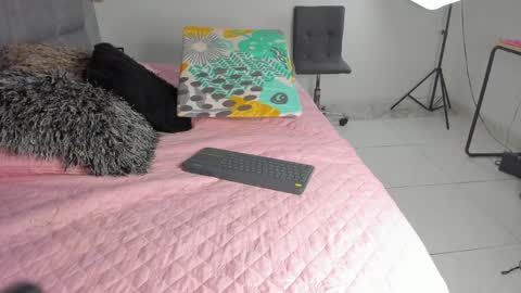 viictoriasex online show from April 11, 11:47 am