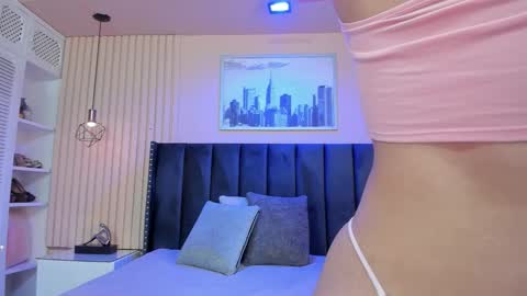 Viiolett online show from January 7, 7:41 pm