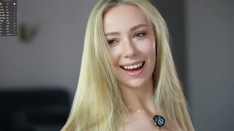 vika54784 online show from September 26, 6:54 am