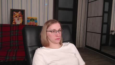 Vika online show from April 19, 4:41 pm