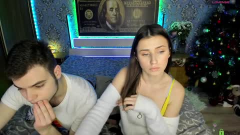 vikki and george online show from January 22, 7:13 pm