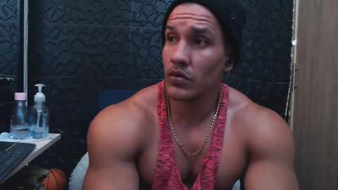 Viktor Herrera online show from November 10, 7:16 pm