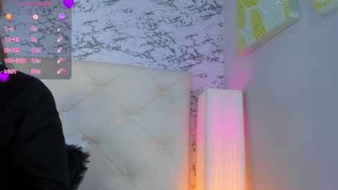 Snapshot of viktoria_davis_ chatting on February 23, 2:51 am Viktoria online show from February 23, 2:51 am