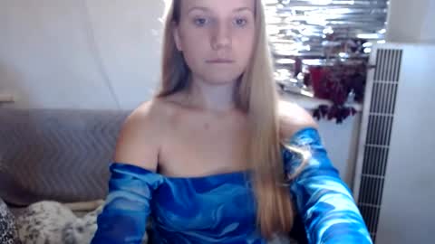 ViktoriSagi online show from July 11, 5:45 am