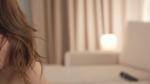 Lana online show from March 1, 7:04 pm