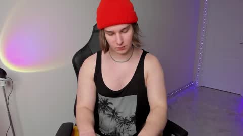 Vincent Strong online show from March 1, 4:37 am