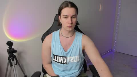 Vincent Strong online show from February 16, 1:38 pm