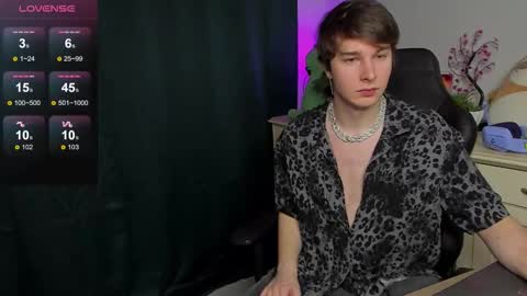 Vincent Strong online show from October 13, 9:22 am