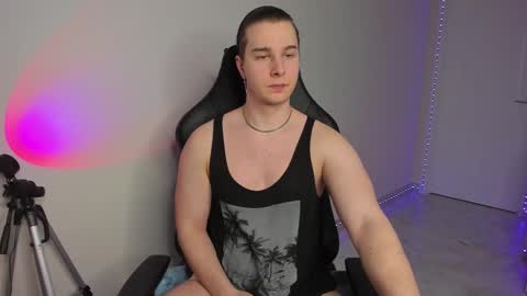 Vincent Strong online show from February 9, 4:07 pm