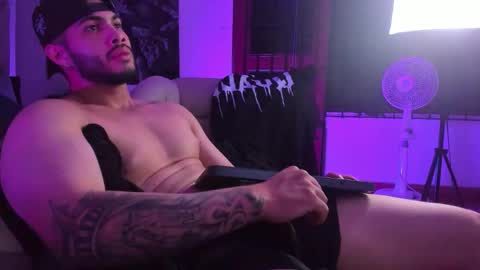 Vincent online show from January 14, 5:04 am