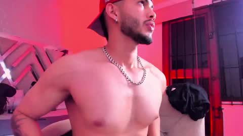 Vincent online show from November 12, 4:59 am