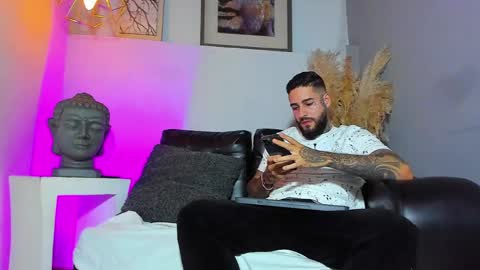 Vincent Sartori online show from April 19, 1:28 am