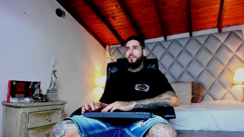 Vincent Sartori online show from April 17, 11:56 am