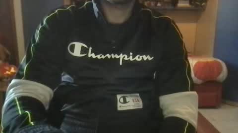 vic online show from November 10, 1:58 pm