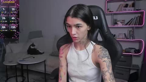 vinkitinkii online show from February 18, 9:54 am