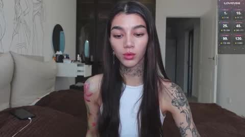 vinkitinkii online show from October 26, 8:37 am