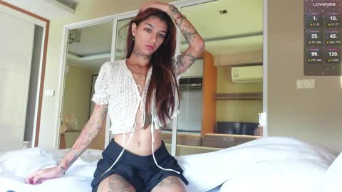 vinkitinkii online show from April 12, 3:21 am