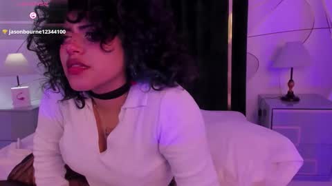 Vin  online show from April 10, 9:30 pm