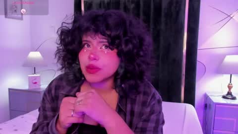 Vin  online show from April 9, 9:09 pm