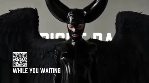 Diva Silvia online show from October 6, 6:15 pm