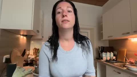 Vio online show from June 9, 10:26 am