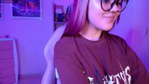 violet online show from March 10, 3:45 am