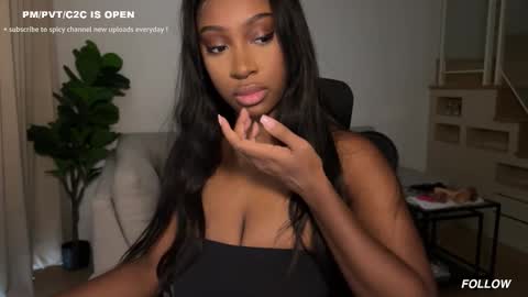 Fantasy Black Girl online show from March 23, 6:29 am