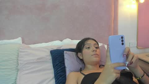 Violet online show from March 7, 9:07 am