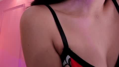 Violet online show from February 4, 8:24 am