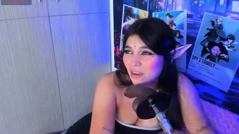 Violet Fiore online show from March 14, 4:33 pm