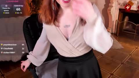 VIOLET online show from December 22, 3:52 pm