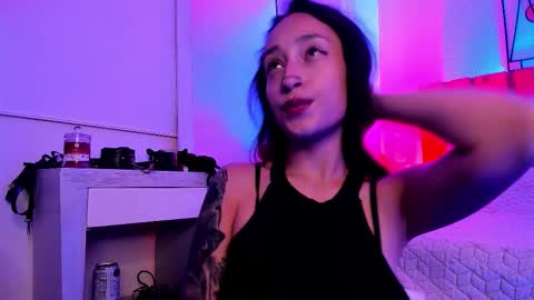 Violet Jones online show from October 12, 3:37 pm