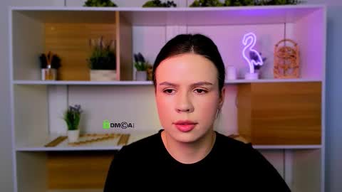 violet_moxi online show from December 4, 1:11 pm