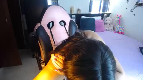 violeta.. online show from March 3, 6:56 pm