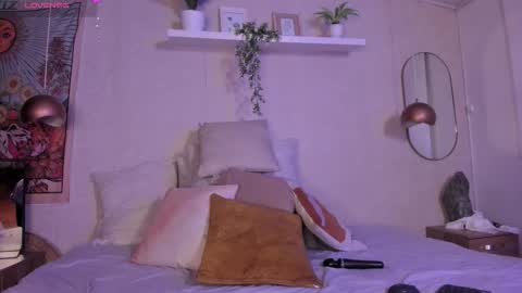 Violeta  online show from February 3, 12:31 pm