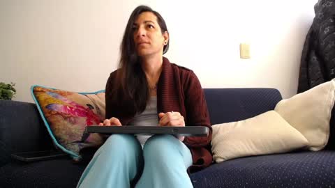 Violeta Gmez online show from March 2, 1:38 pm