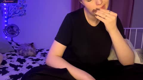 Eva online show from March 22, 3:16 pm