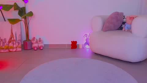 violetssweet online show from October 8, 2:08 am