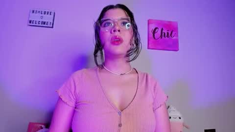 violeta online show from March 9, 4:06 am