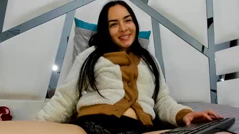violett_bliss online show from July 1, 10:46 am