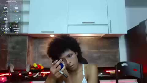 V I O L E T T E  online show from January 15, 4:05 pm