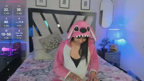 Violettaa online show from April 21, 3:35 am