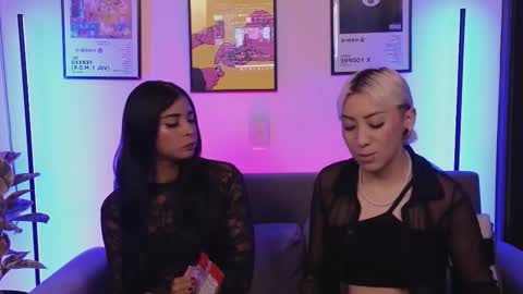 Violet online show from November 17, 1:30 am