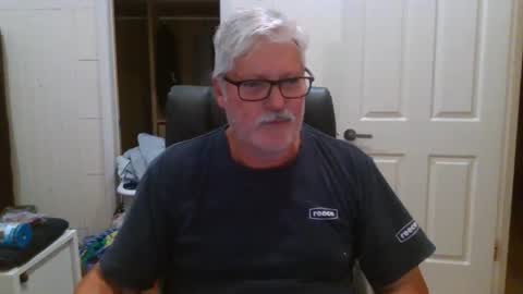 viper654321 online show from October 27, 7:52 am