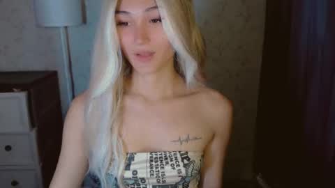 Pearl online show from March 6, 3:49 am