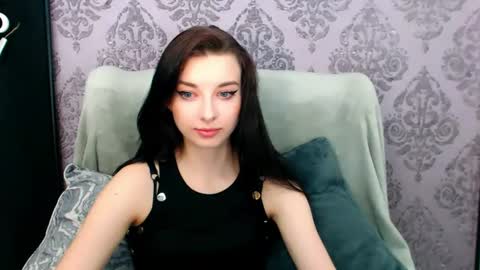 VirginLuna online show from June 18, 7:19 pm