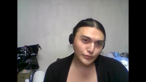Snapshot of virgorian_enigma chatting on December 8, 6:22 am priscilla online show from December 8, 6:22 am